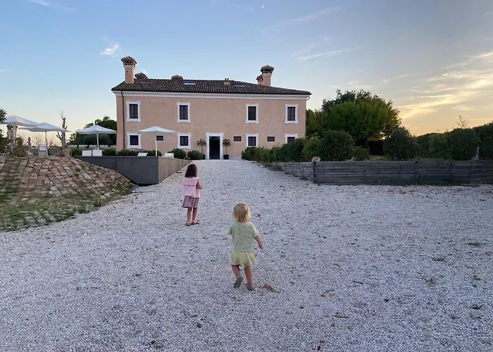 Manor In Marche With Pool & Adriatic Views *